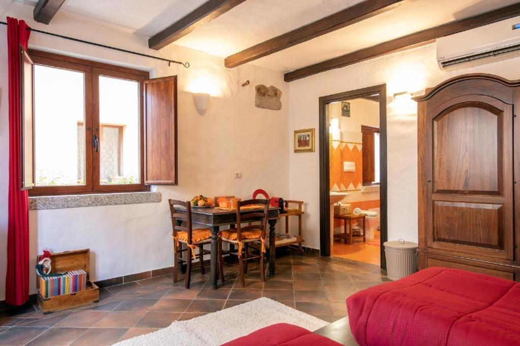 Amsicora 8 LT Olbia Quarto foto